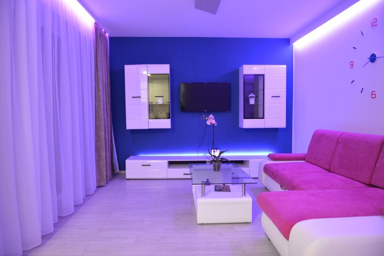 Coresi Deluxe Apartment Brasov Luaran gambar